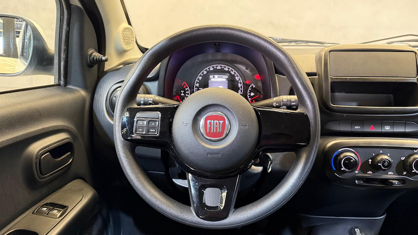 Foto do veículo FIAT MOBI  DRIVE GSR 2020 6.427 KM 51.900,00