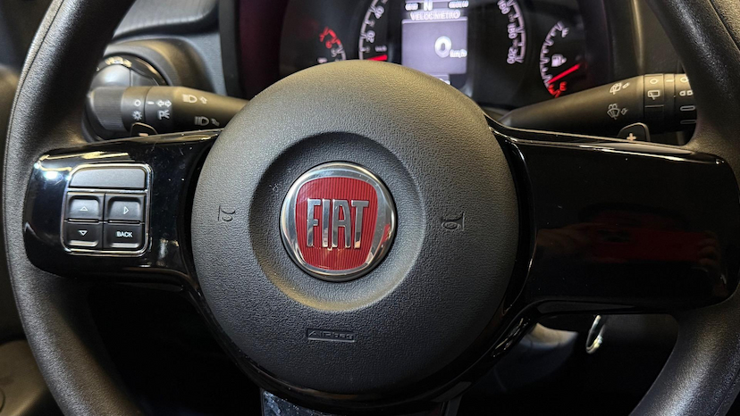 Foto do veículo FIAT MOBI  DRIVE GSR 2020 6.427 KM 51.900,00