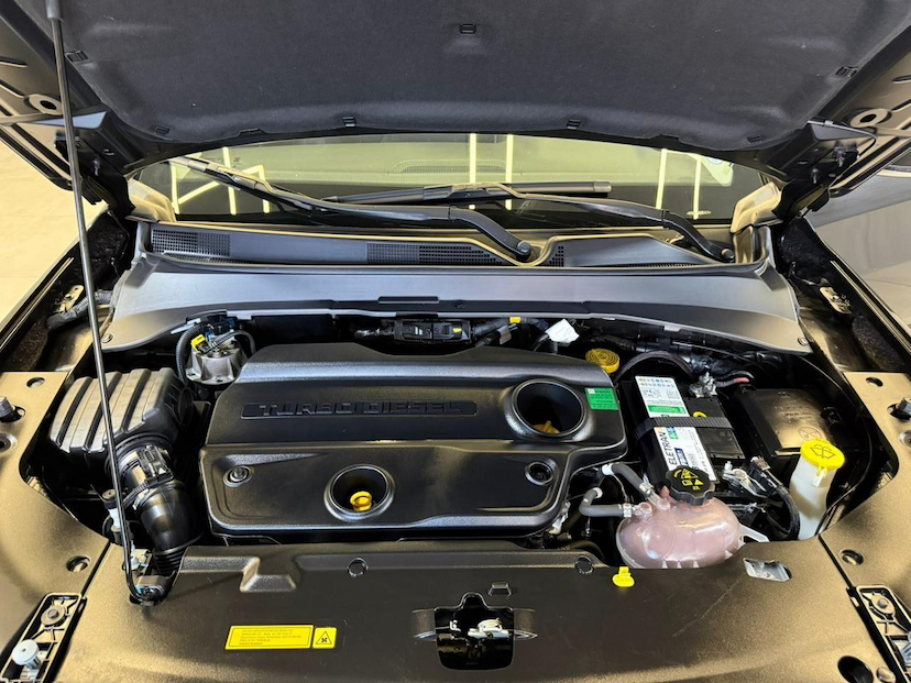 Foto do veículo JEEP COMPASS  LIMITED TD 2023 31.895 KM 168.900,00