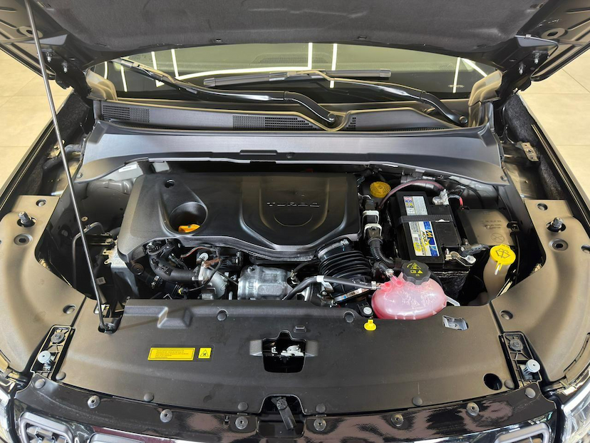 Foto do veículo JEEP COMPASS  LONG T 2025 11.170 KM 156.900,00