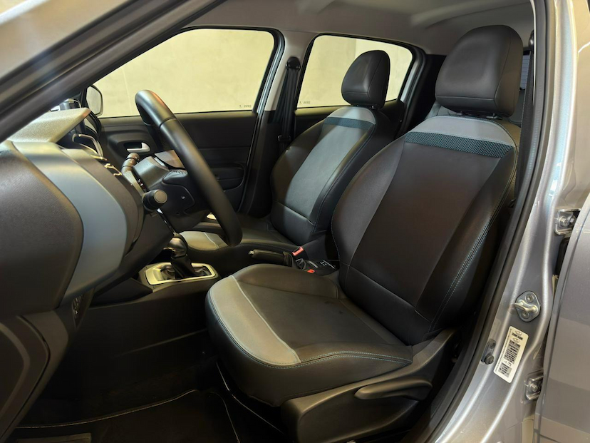 Foto do veículo CITROËN C3  YOU! 1.0 FLEX TURBO 200 AUT. 2025 9.898 KM 92.900,00