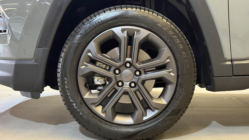 Foto do veículo JEEP COMPASS  LONG T 2025 12.180 KM 166.900,00