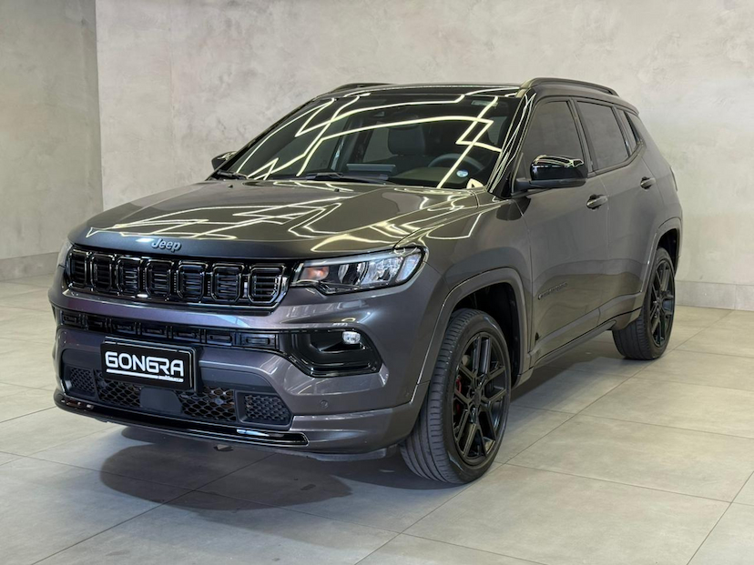 Foto do veículo JEEP COMPASS  BLACK HURRICANE 2.0 4X4 TB AUT 2025 16.959 KM 189.900,00