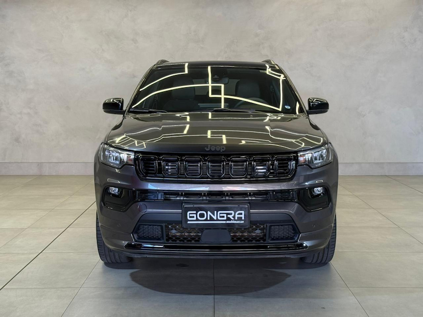 Foto do veículo JEEP COMPASS  BLACK HURRICANE 2.0 4X4 TB AUT 2025 16.959 KM 189.900,00