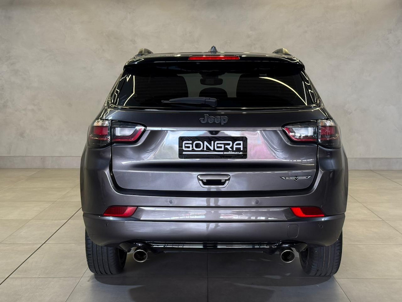 Foto do veículo JEEP COMPASS  BLACK HURRICANE 2.0 4X4 TB AUT 2025 16.959 KM 189.900,00