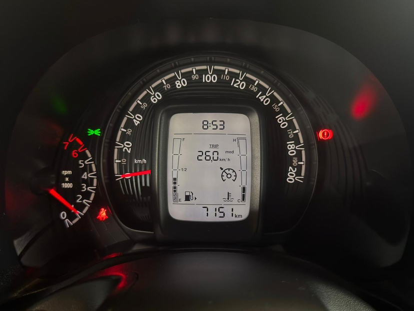 Foto do veículo FIAT MOBI  TREKKING MT 2025 7.125 KM 69.900,00