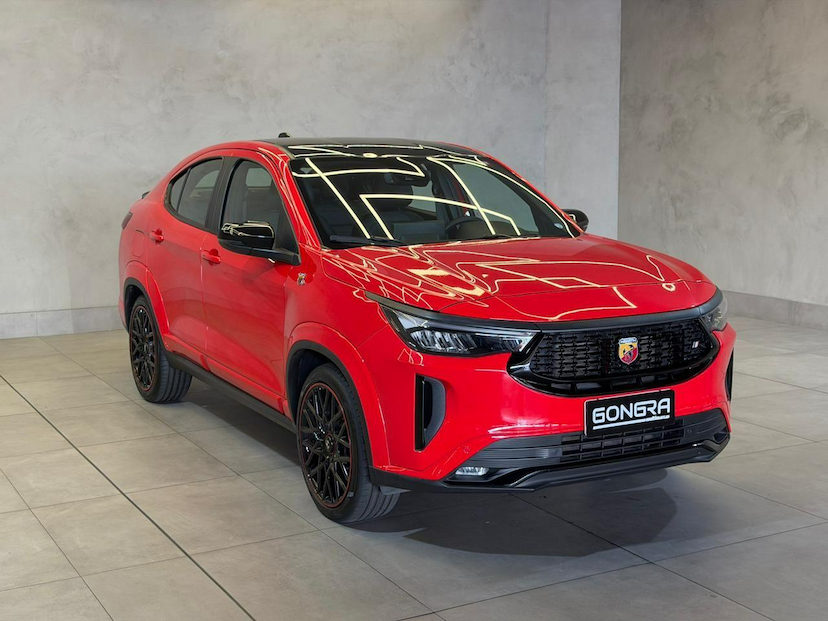 Foto do veículo FIAT FASTBACK  ABARTH 270 2024 18.334 KM 133.900,00