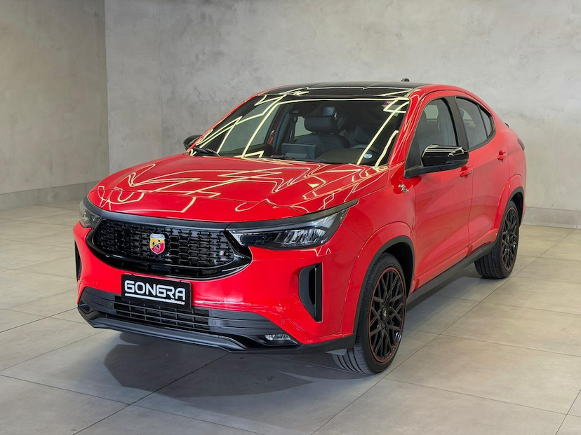 Foto do veículo FIAT FASTBACK  ABARTH 270 2024 18.334 KM 133.900,00