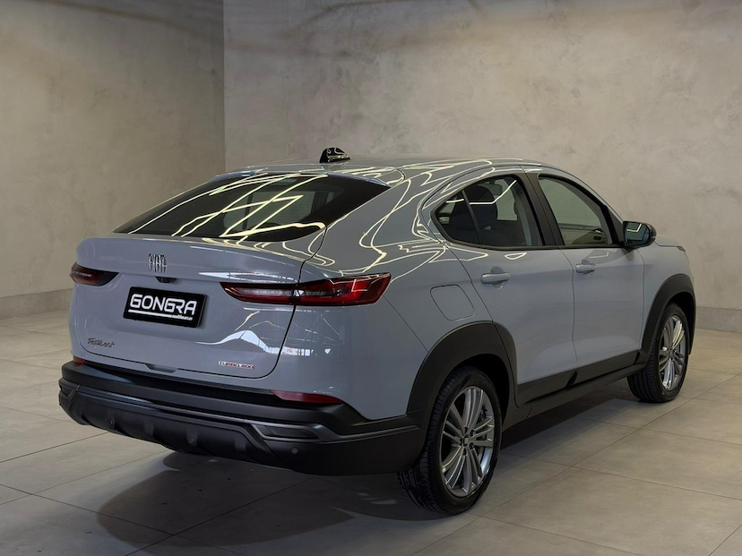 Foto do veículo FIAT FASTBACK  DRIVE 2024 2.916 KM 109.900,00