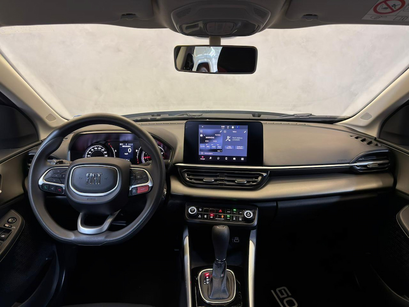 Foto do veículo FIAT FASTBACK  DRIVE 2024 2.916 KM 109.900,00