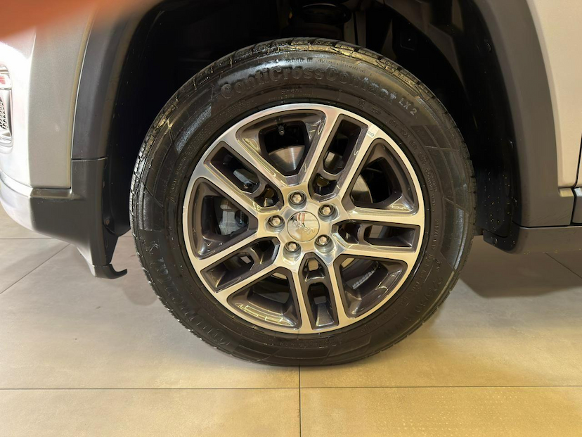 Foto do veículo JEEP COMPASS  SPORT FLEX 2019 51.000 KM 92.900,00