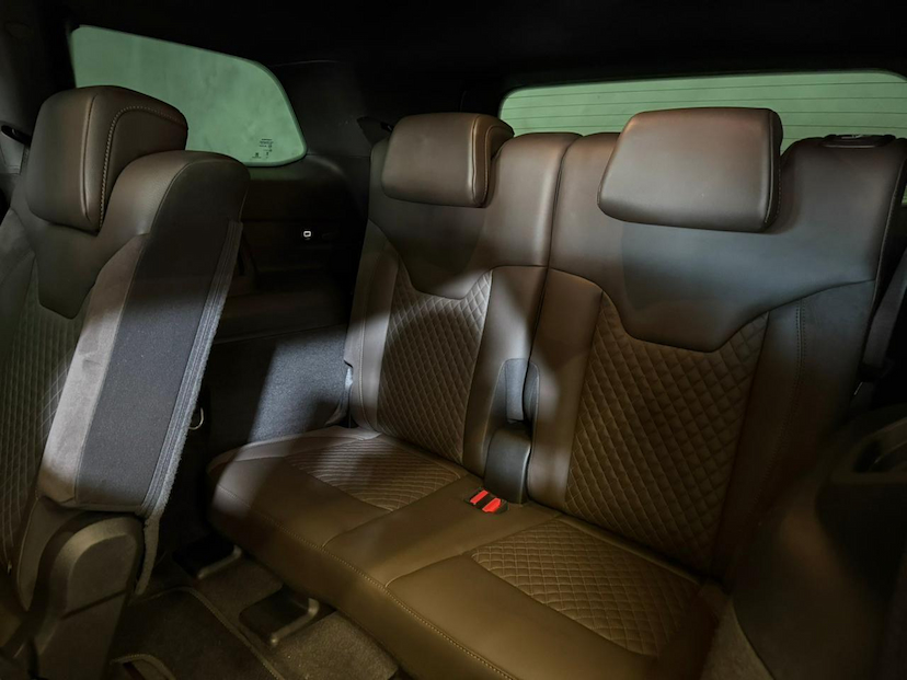 Foto do veículo JEEP COMMANDER  OVR TD380 2022 59.784 KM 175.900,00