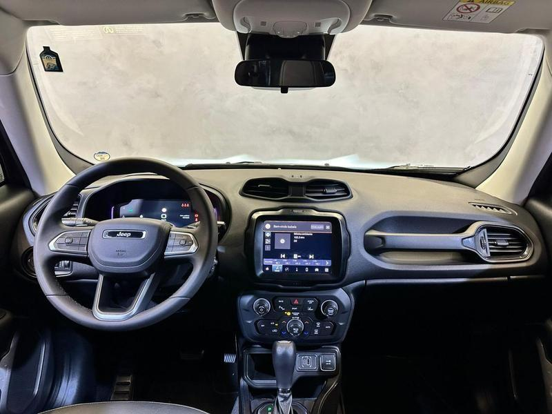 Foto do veículo JEEP RENEGADE  LGTD T270 2024 15.061 KM 114.900,00