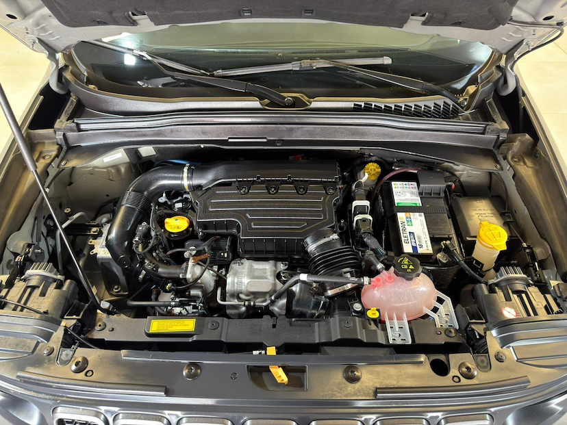 Foto do veículo JEEP RENEGADE  LGTD T270 2024 18.596 KM 118.900,00