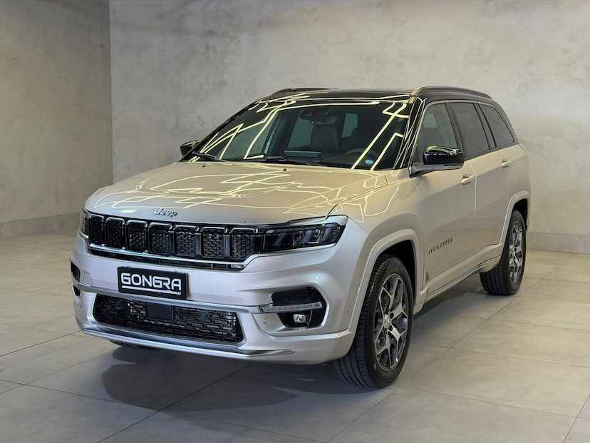 Foto do veículo JEEP COMMANDER  OVR T270 2024 14.633 KM 196.900,00