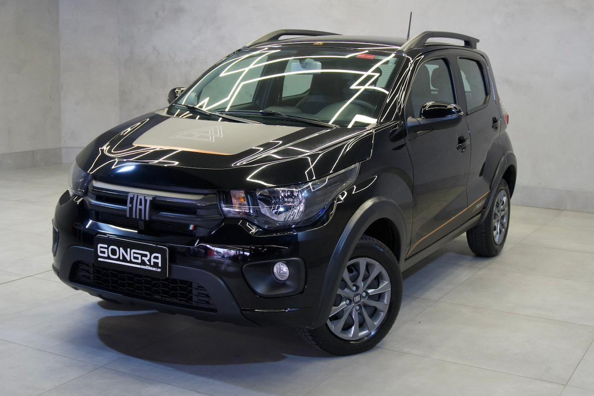 Foto do veículo FIAT MOBI  TREKKING 1.0MT 2024/2025 2.723 KM R$ 70.900,00