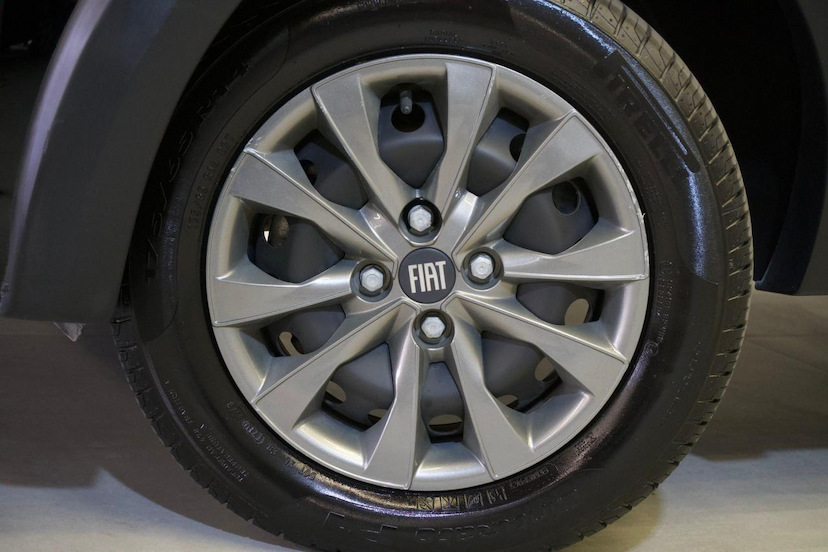 Foto do veículo FIAT MOBI  TREKKING 1.0MT 2025 2.723 KM 70.900,00