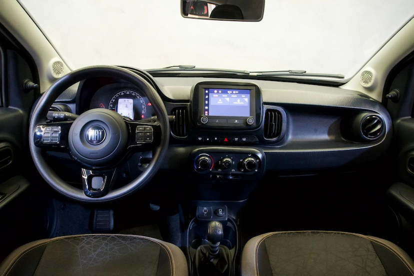 Foto do veículo FIAT MOBI  TREKKING 1.0MT 2025 2.723 KM 70.900,00