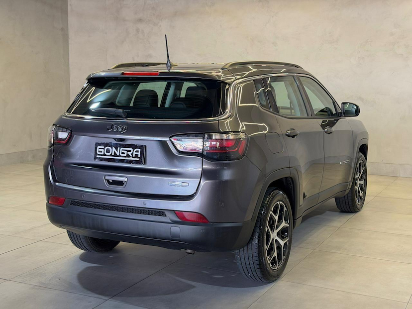 Foto do veículo JEEP COMPASS  LONG T 2025 9.900 KM 155.900,00