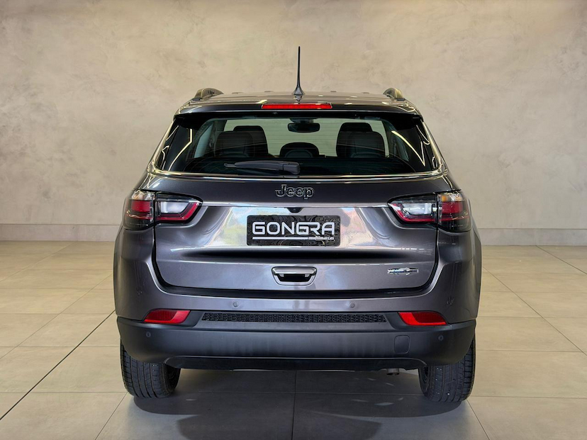 Foto do veículo JEEP COMPASS  LONG T 2025 9.900 KM 155.900,00