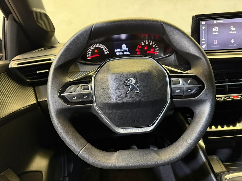 Foto do veículo PEUGEOT 208  STYLE MT 2024 45.807 KM 78.900,00