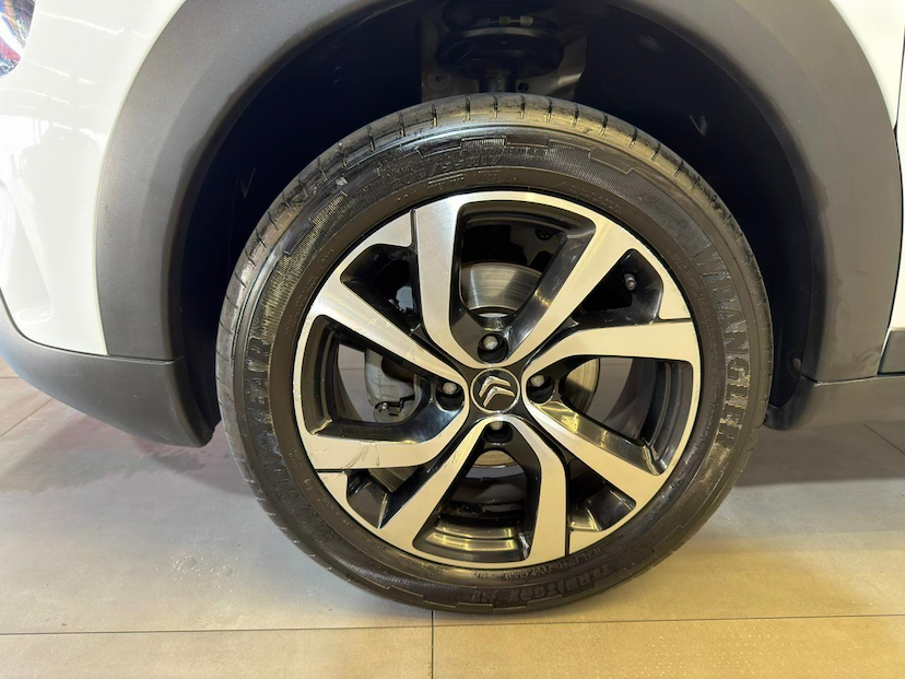 Foto do veículo CITROËN C4 CACTUS C4CACTUS SHINE T 2019 75.250 KM 78.900,00
