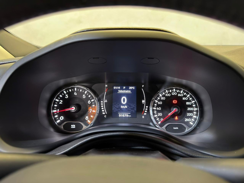 Foto do veículo JEEP RENEGADE  LONGITUDE 1.8 FLEX AUTOMATICO 2021 90.566 KM 86.900,00