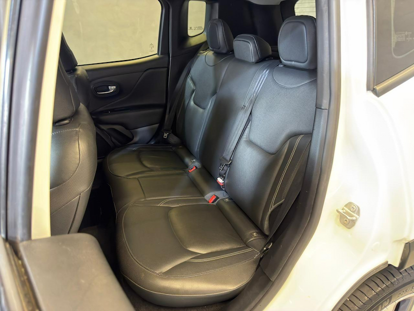 Foto do veículo JEEP RENEGADE  LONGITUDE 1.8 FLEX AUTOMATICO 2021 90.566 KM 86.900,00