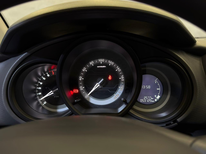 Foto do veículo CITROËN C3  PTECH M TEND 2019 53.100 KM 52.900,00