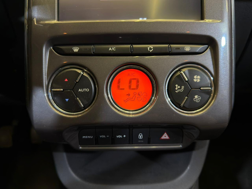 Foto do veículo CITROËN C3  PTECH M TEND 2019 53.100 KM 52.900,00