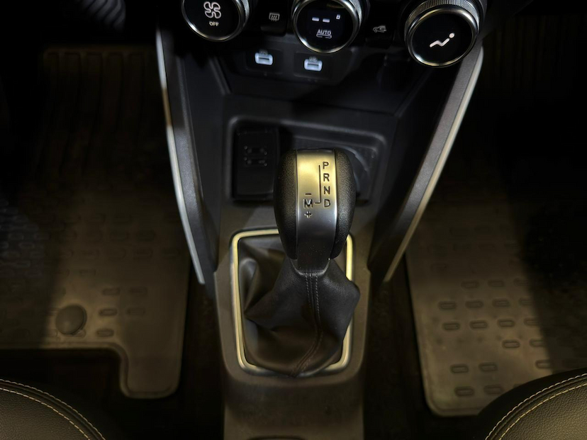 Foto do veículo RENAULT DUSTER  ICONIC 1.3 TB 16V FLEX AUT. 2023 72.818 KM 98.900,00