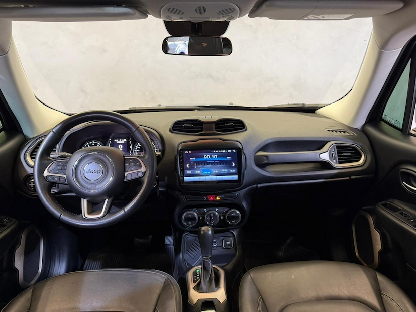 Foto do veículo JEEP RENEGADE  LNGTD AT 2016 93.971 KM 74.900,00