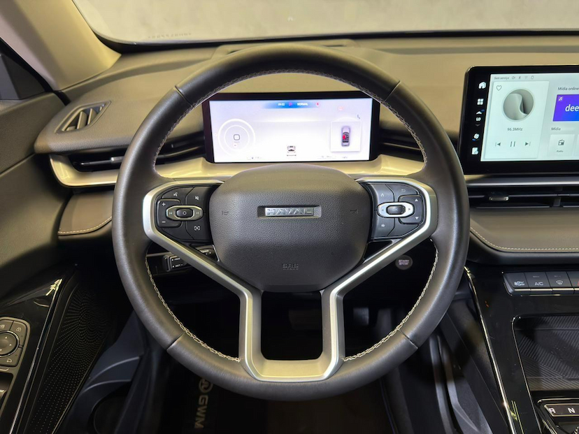 Foto do veículo GWM HAVAL H6  H6 PHEV34 AWD 2024 29.315 KM 199.900,00