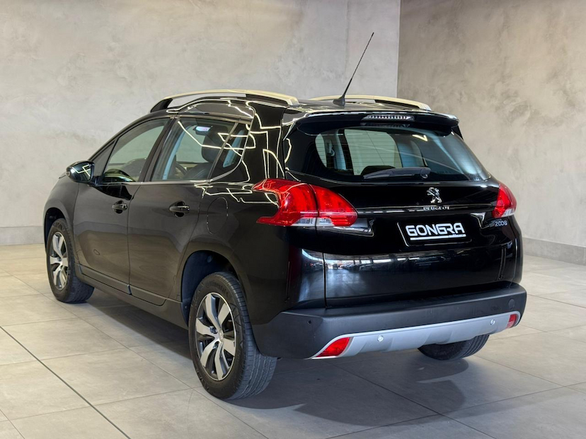 Foto do veículo PEUGEOT 2008  GRIFFE 1.6 MANUAL 2016 113.920 KM 58.900,00