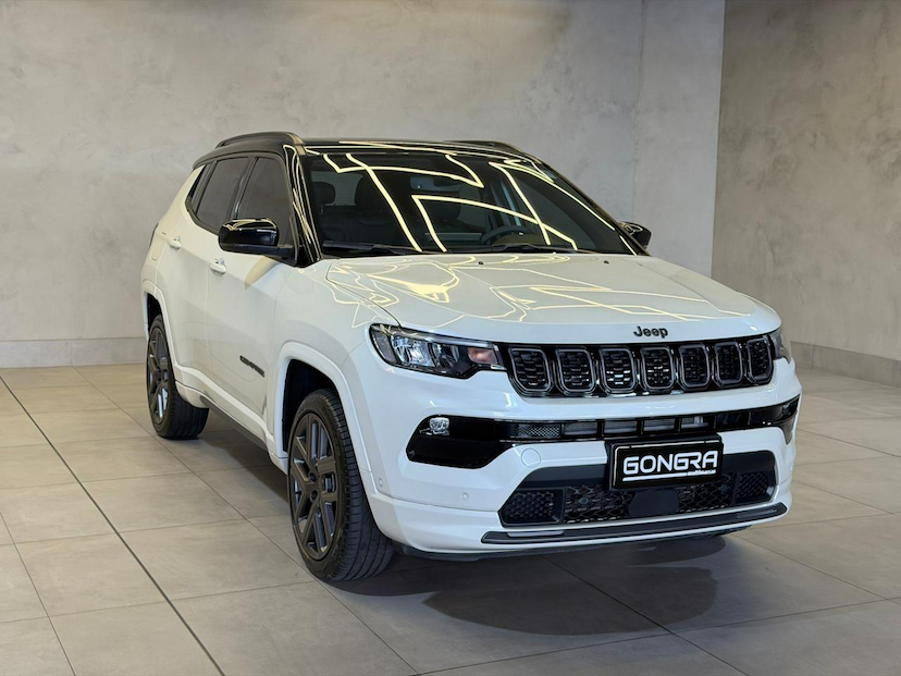 Foto do veículo JEEP COMPASS  SERIE S T 2025 25.837 KM 186.900,00