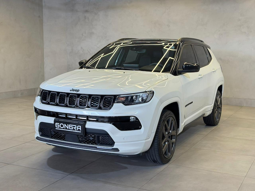 Foto do veículo JEEP COMPASS  SERIE S T 2025 25.837 KM 186.900,00