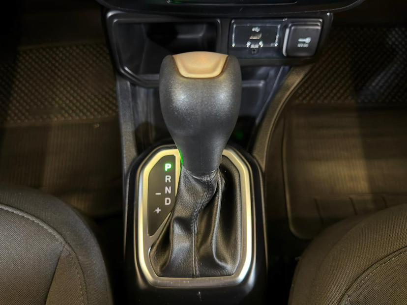 Foto do veículo JEEP RENEGADE  SPORT AT 2019 86.945 KM 74.900,00