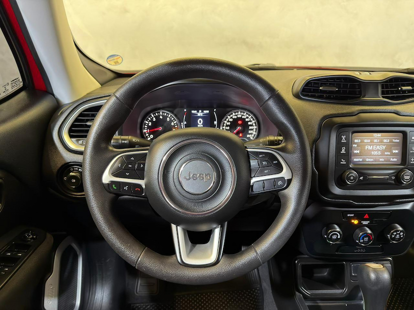 Foto do veículo JEEP RENEGADE  SPORT AT 2019 86.945 KM 74.900,00