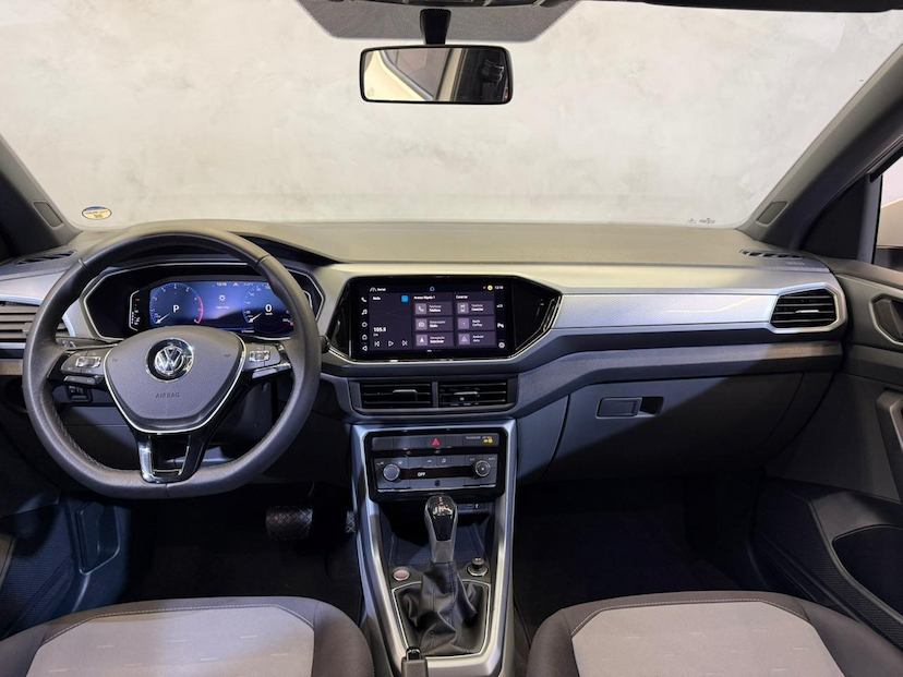 Foto do veículo VOLKSWAGEN T-CROSS T CROSS CL TSI AD 2021 57.524 KM 103.900,00