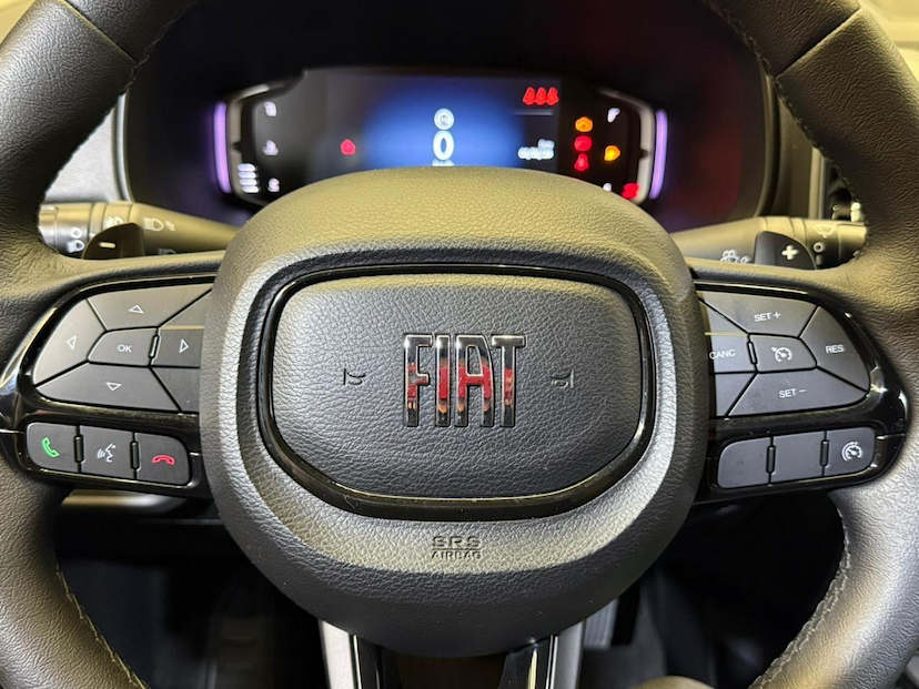 Foto do veículo FIAT TORO  FREED T270 AT6 2025 13.000 KM 136.900,00