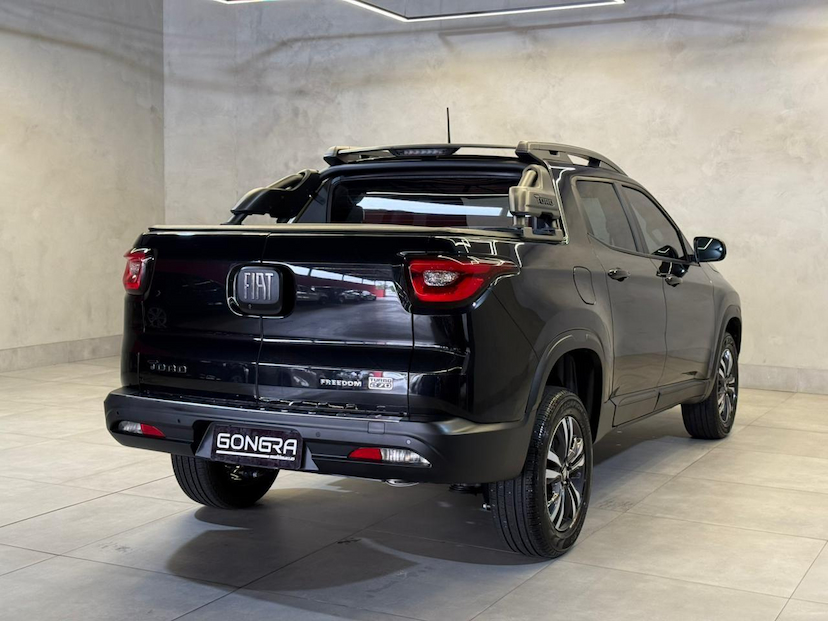 Foto do veículo FIAT TORO  FREED T270 AT6 2025 13.000 KM 136.900,00