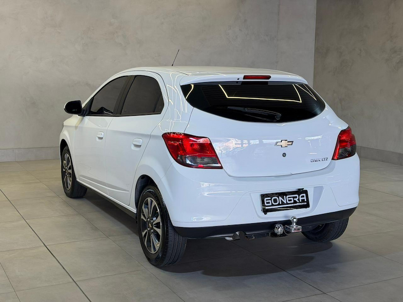 Foto do veículo CHEVROLET ONIX  1.4AT LTZ 2016 140.537 KM 58.900,00