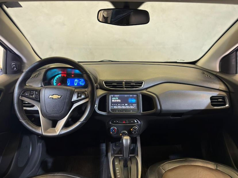 Foto do veículo CHEVROLET ONIX  1.4AT LTZ 2016 140.537 KM 58.900,00