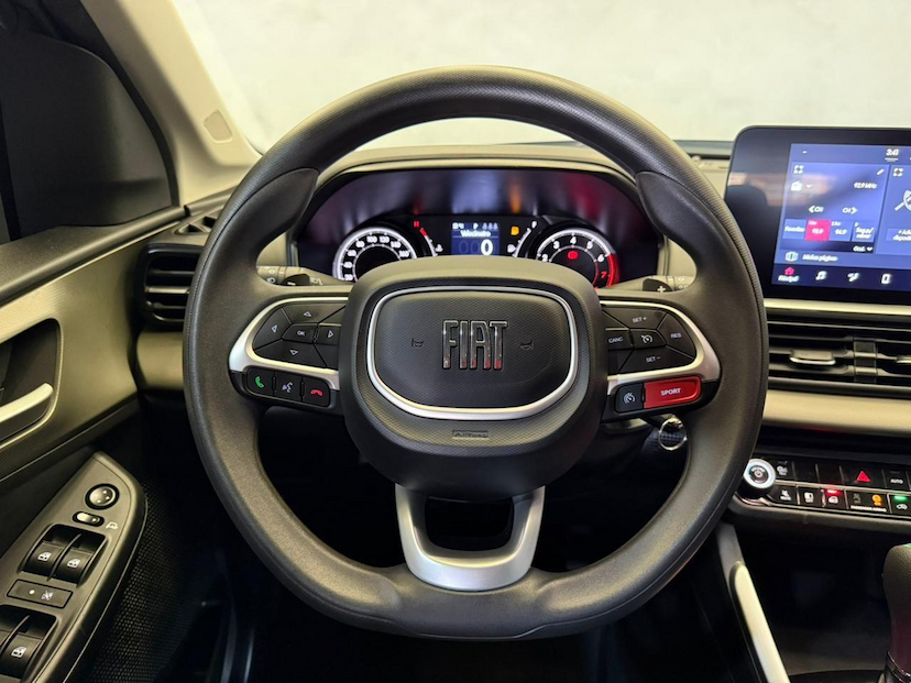 Foto do veículo FIAT FASTBACK  TURBO 200 2025 9.323 KM 109.900,00