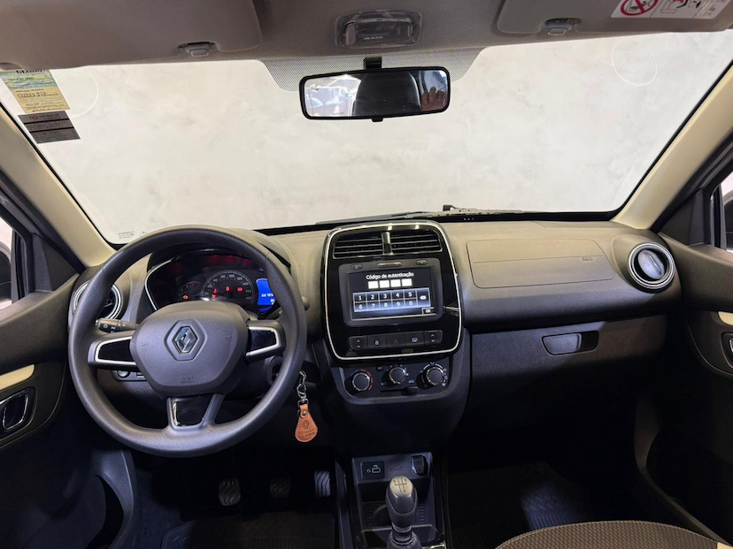 Foto do veículo RENAULT KWID  INTENS 10 MT 2020 66.751 KM 44.900,00