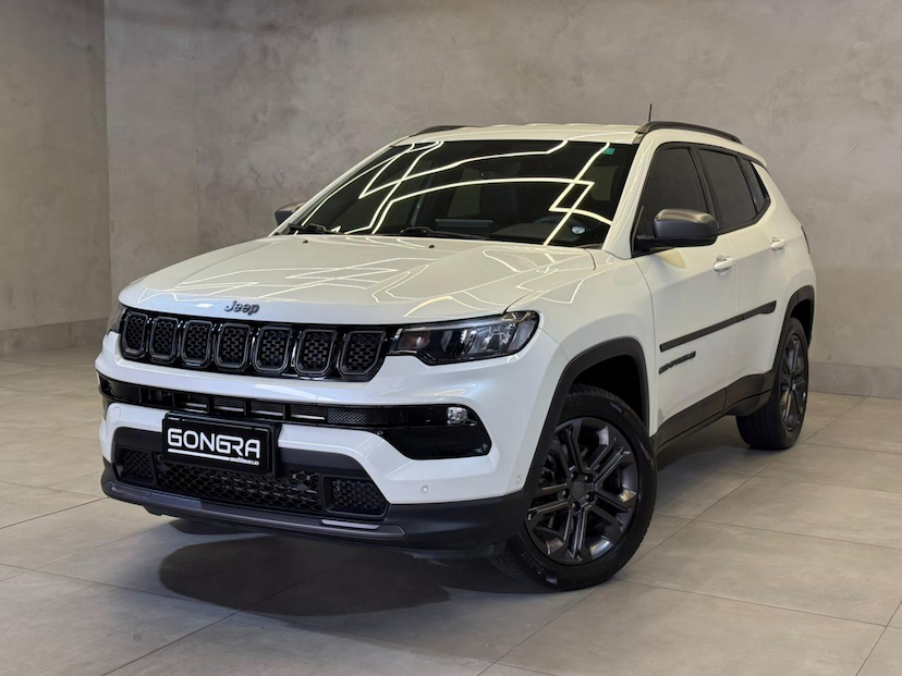 Foto do veículo JEEP COMPASS  LONG TF 2022 45.000 KM 126.900,00