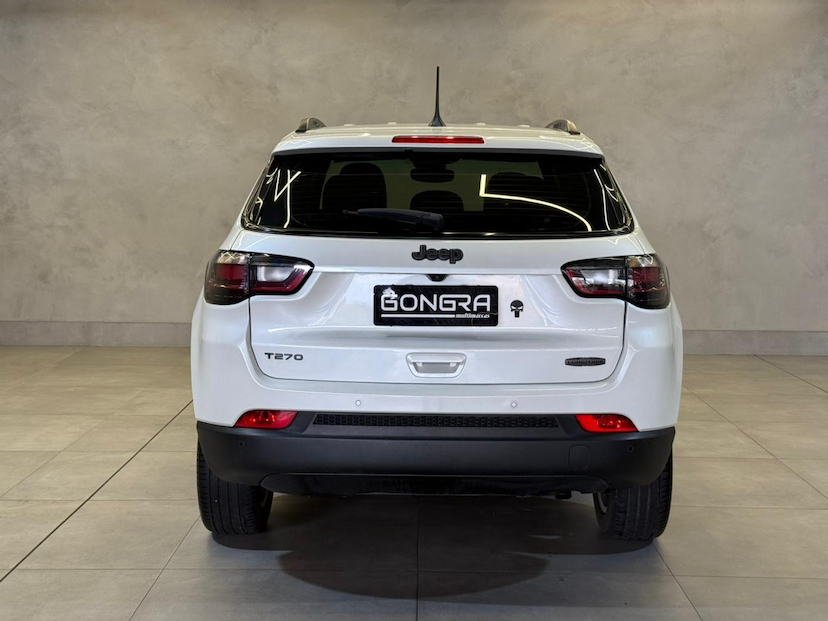 Foto do veículo JEEP COMPASS  LONG TF 2022 45.000 KM 126.900,00