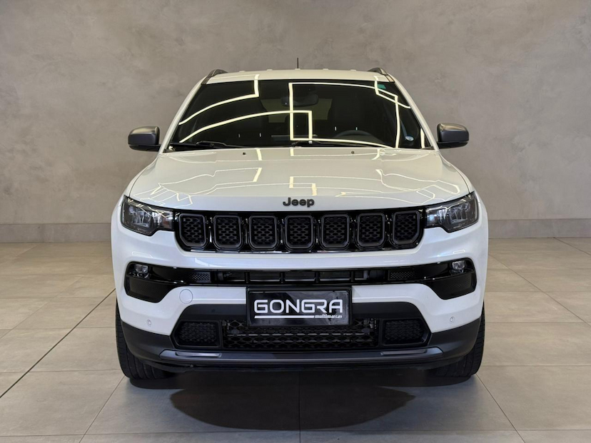 Foto do veículo JEEP COMPASS  LONG TF 2022 45.000 KM 126.900,00