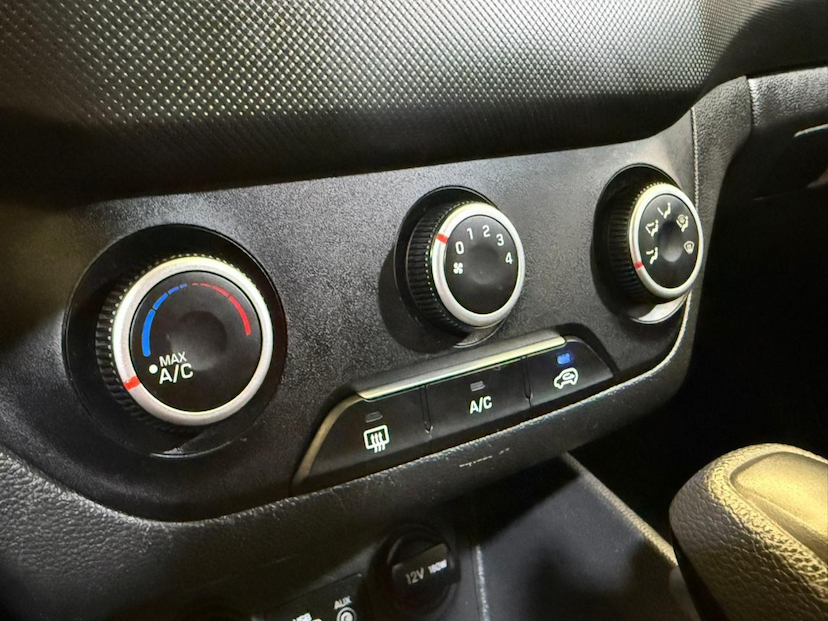 Foto do veículo HYUNDAI CRETA  ATTITUDE 1.6 AUTOMATICO 2019 101.157 KM 82.900,00
