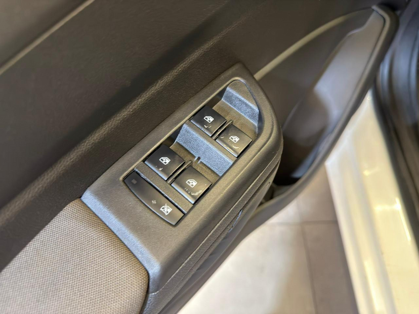 Foto do veículo CHEVROLET PRISMA  1.4MT LTZ 2015 139.186 KM 54.900,00